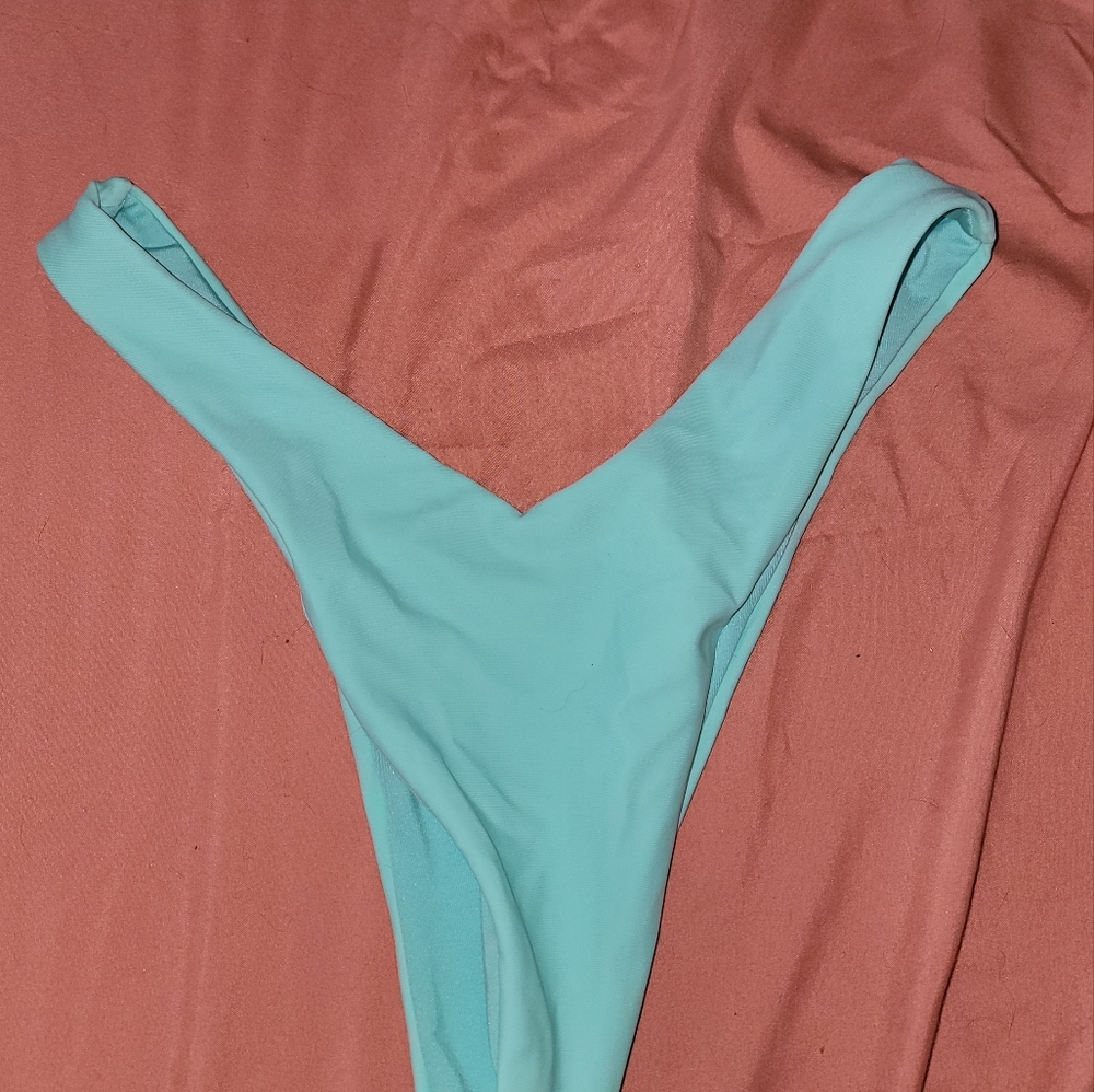 Bikini bottom - Picture 3 of 5